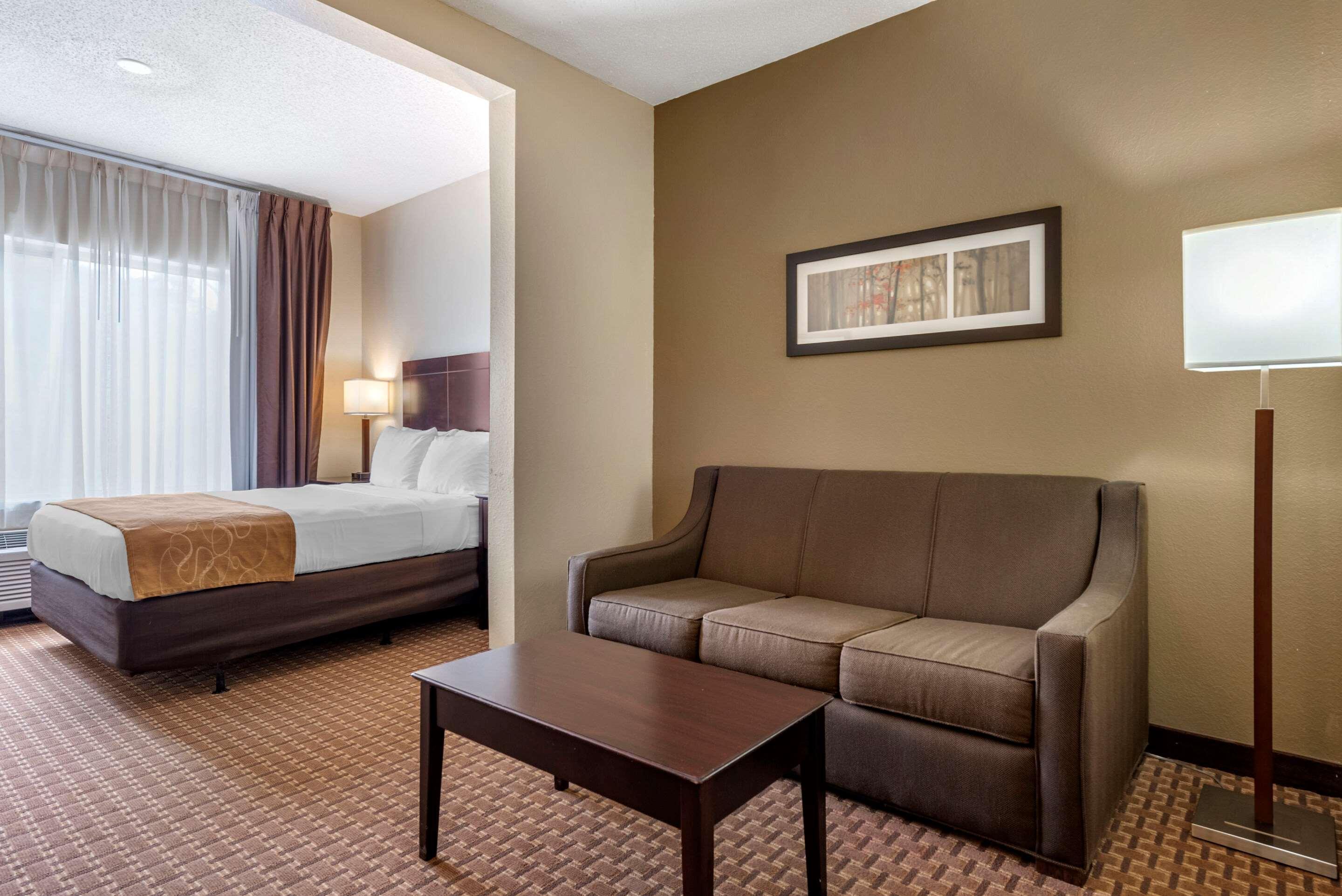 Comfort Suites Марион Экстерьер фото