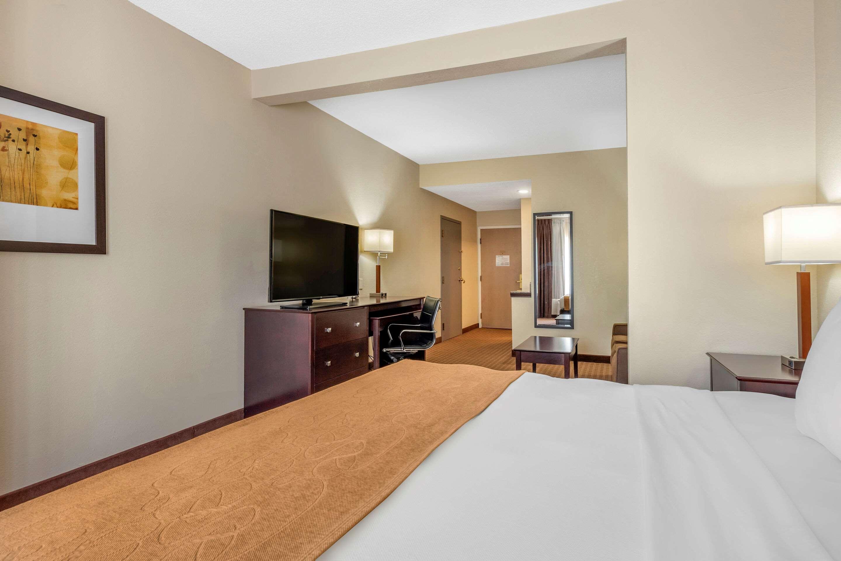 Comfort Suites Марион Экстерьер фото