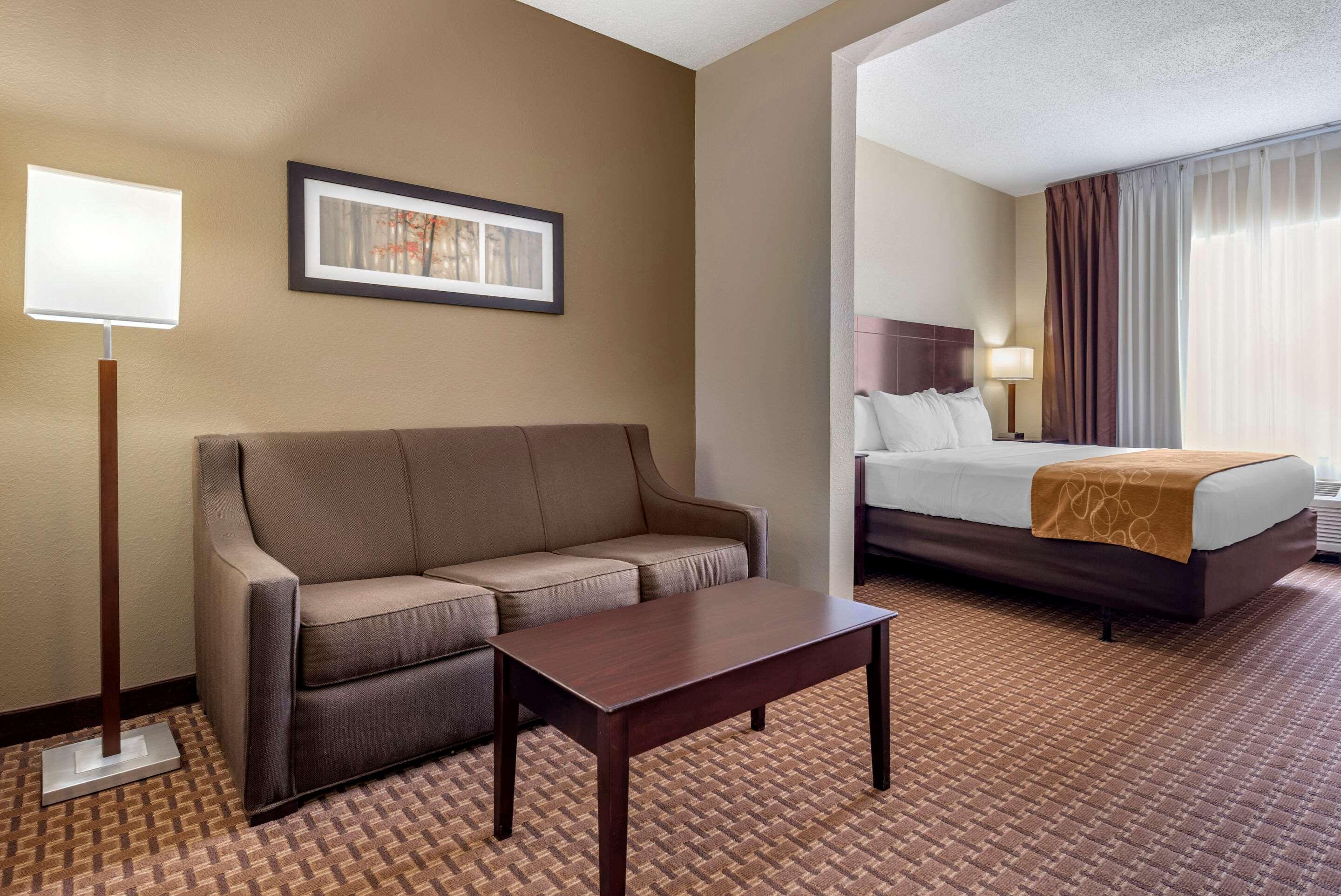 Comfort Suites Марион Экстерьер фото