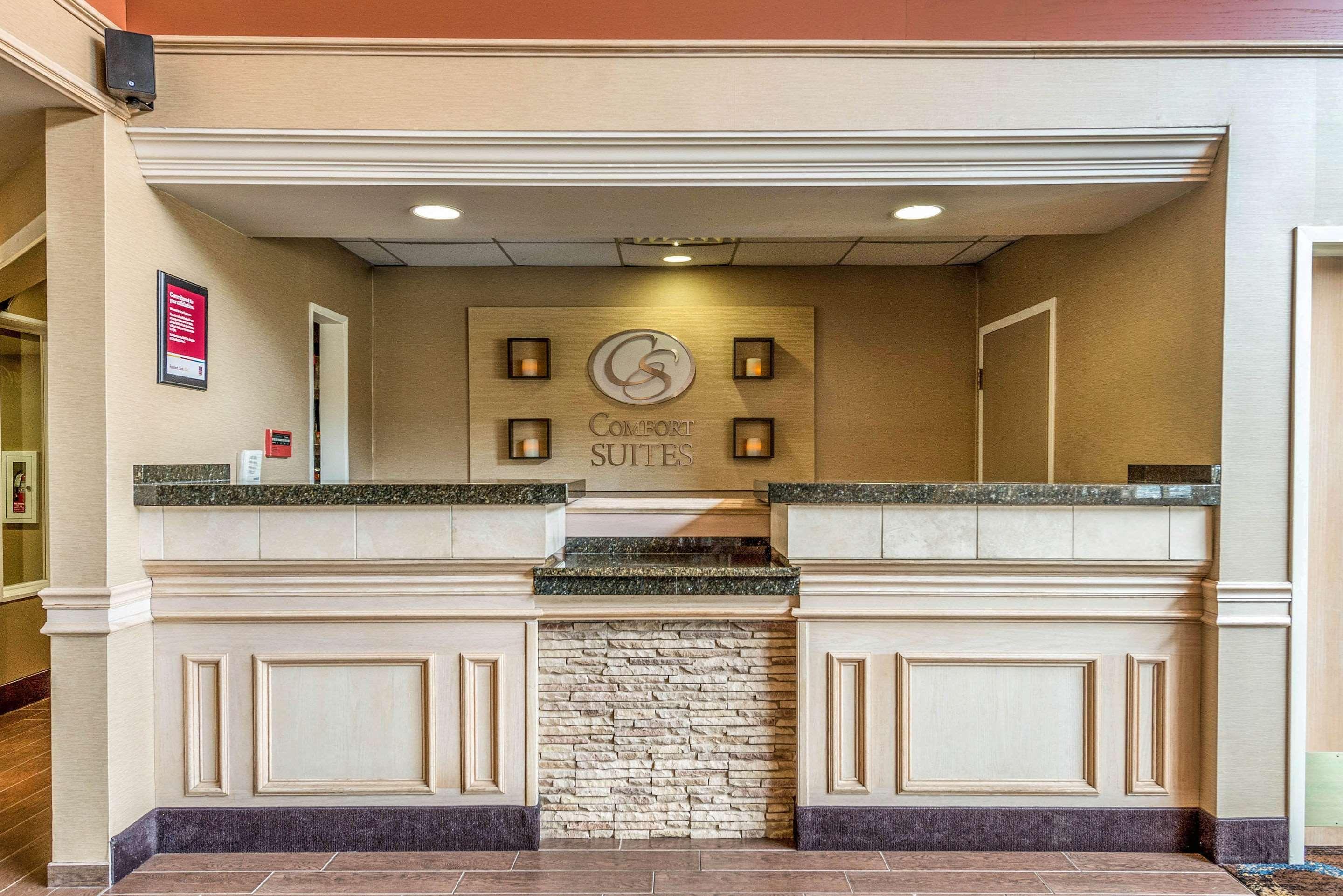 Comfort Suites Марион Экстерьер фото