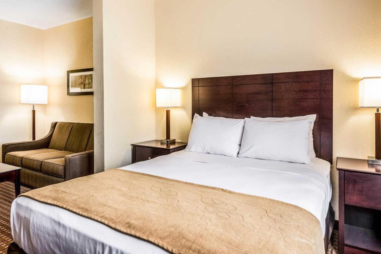 Comfort Suites Марион Экстерьер фото