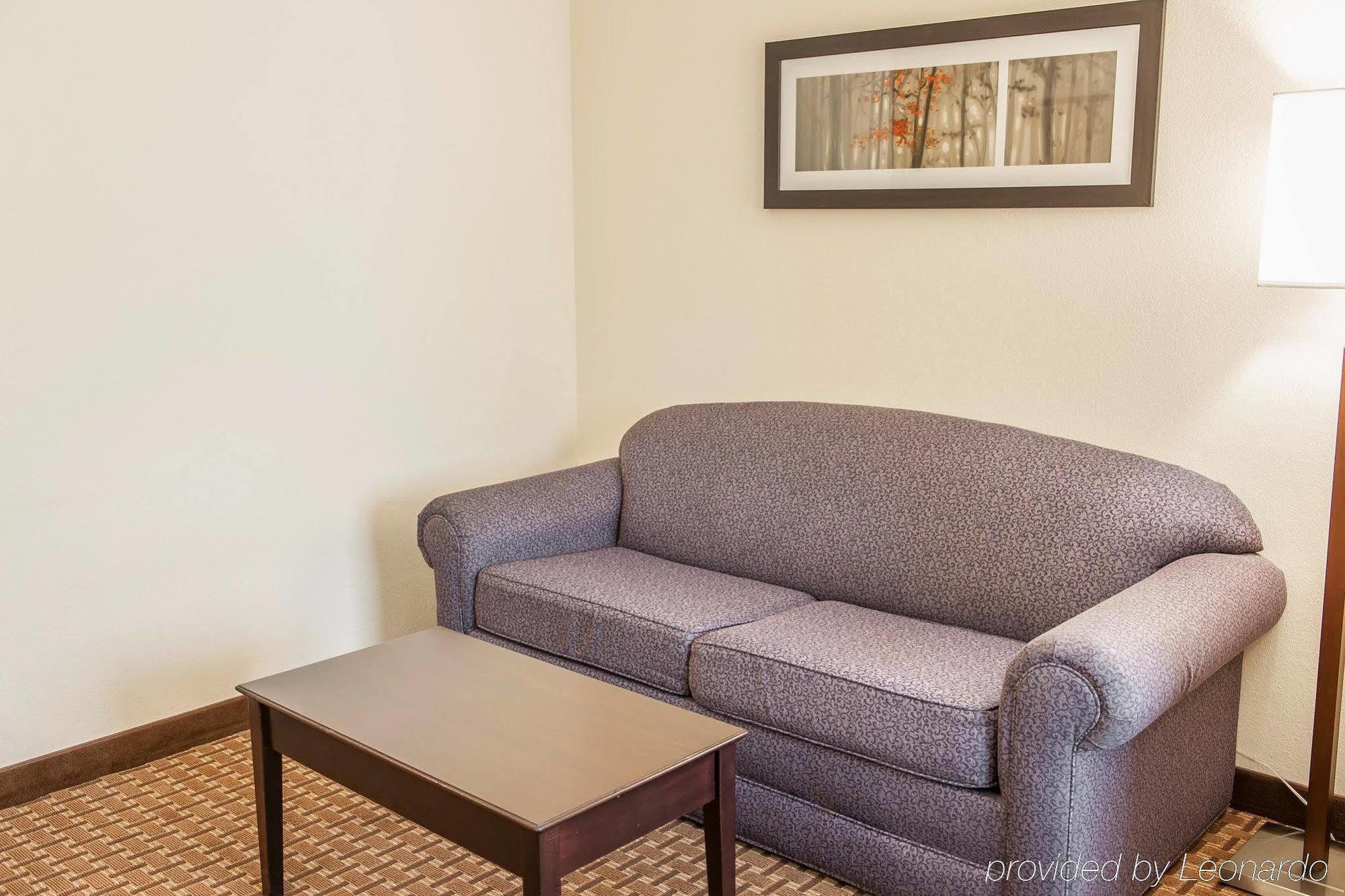 Comfort Suites Марион Экстерьер фото